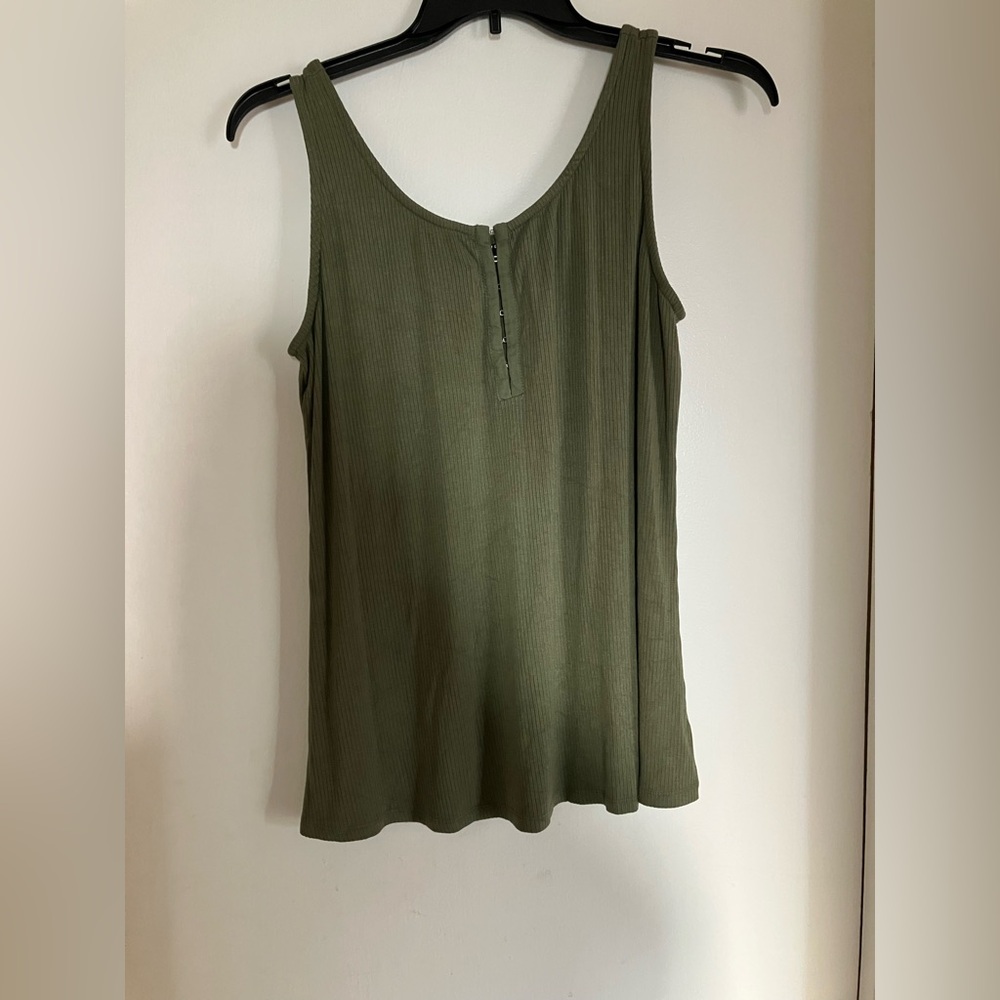 torrid Olive Ribbed Scoop Neck Tank with Front Button Placket